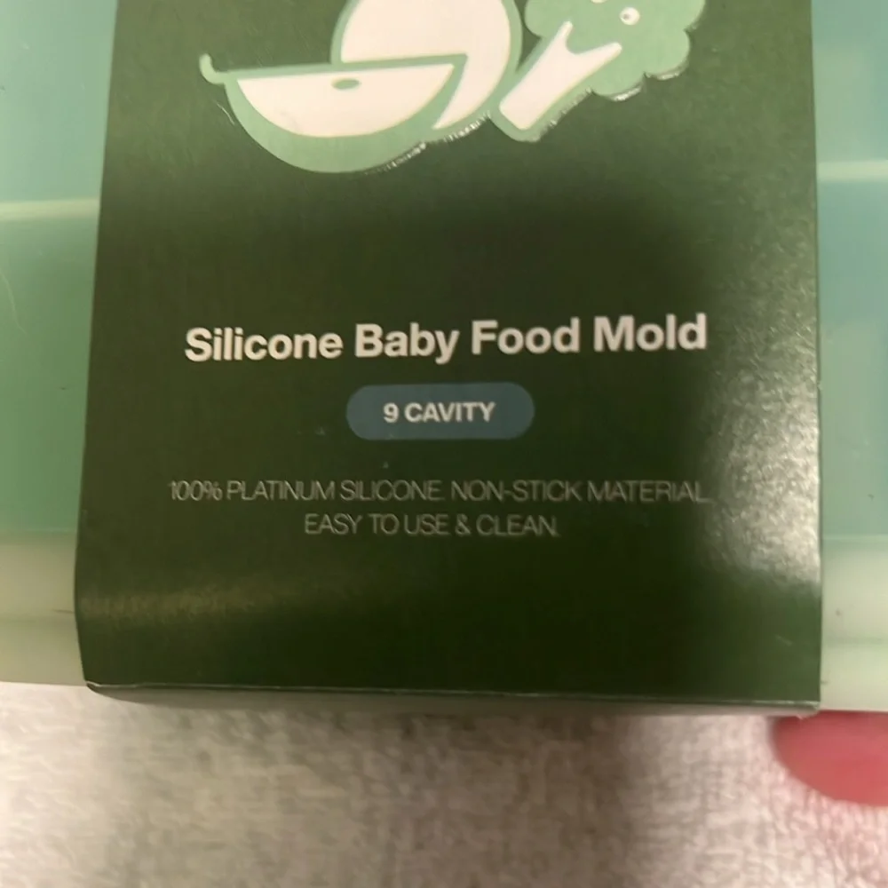 Jacobake silicone baby food mold.